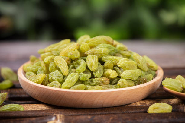 تصویر 1 از کشمش سبز ارگانیک و ایرانی خوش‌ طعم